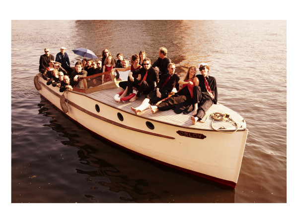 Menschen auf einem Boot